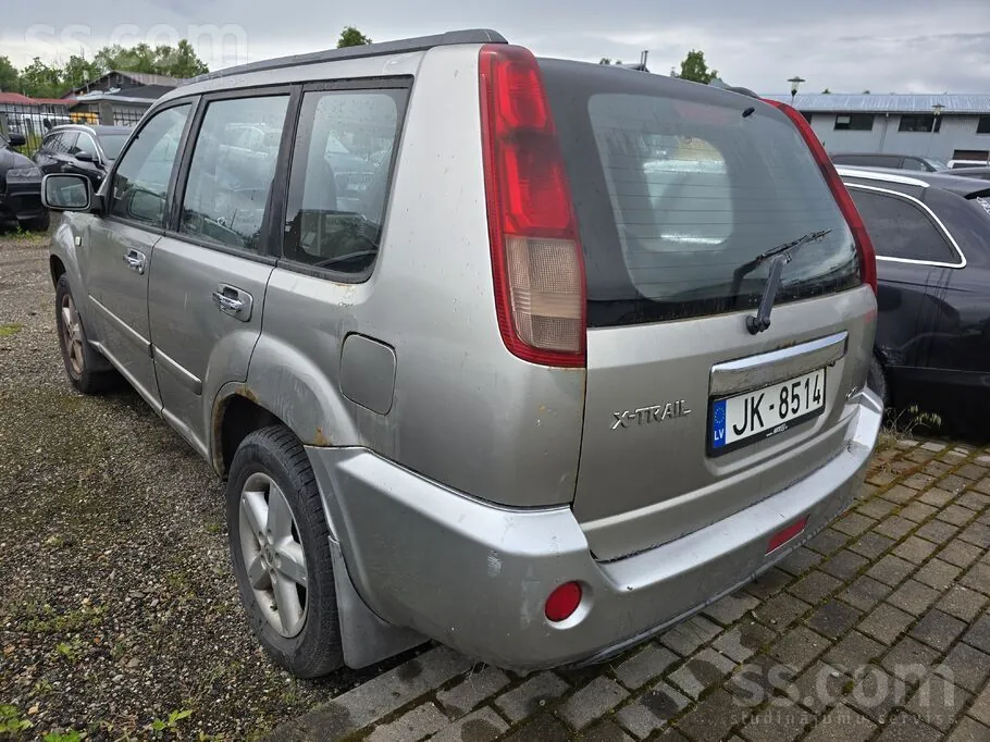 Nissan X-Trail 2005 photo 4