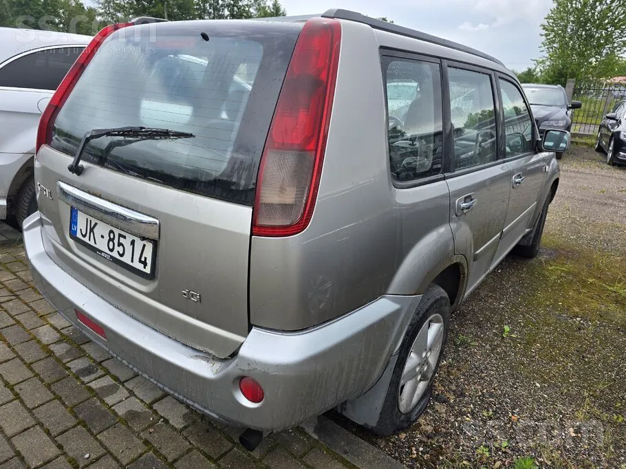 Nissan X-Trail 2005 photo 3