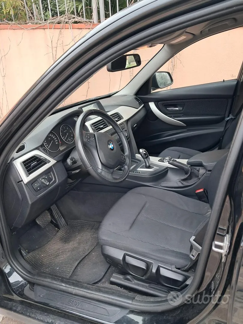 BMW 318 2013 photo 5
