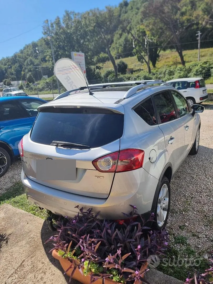 Ford Kuga 2010 photo 2