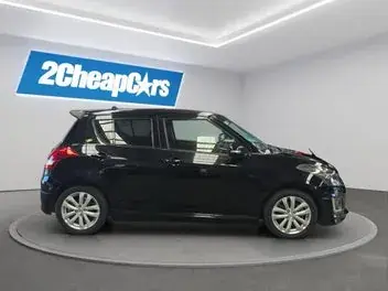 Suzuki Swift 2015 photo 5