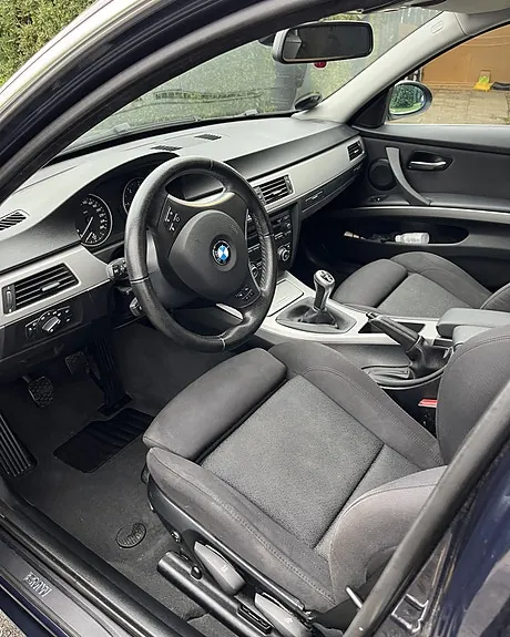BMW 325D 2008 photo 2