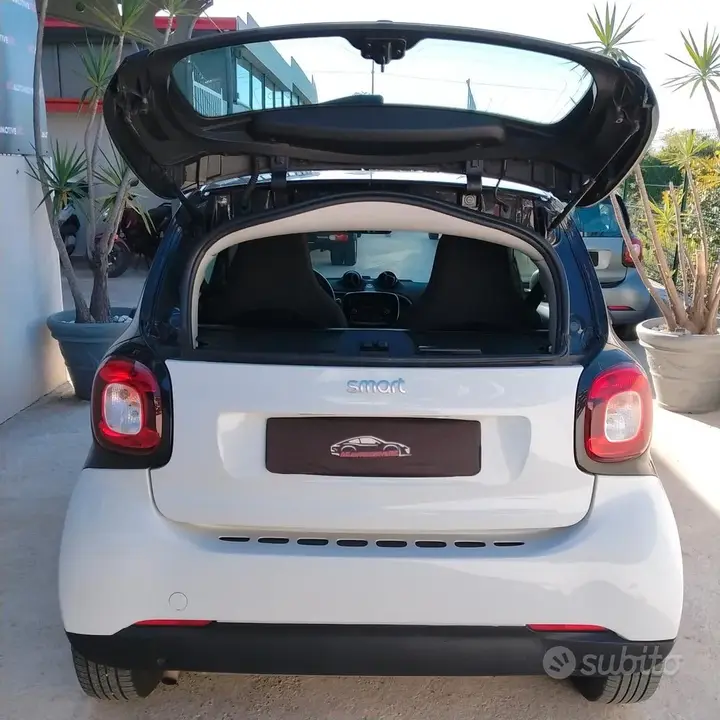 Smart Fortwo 2017 photo 5