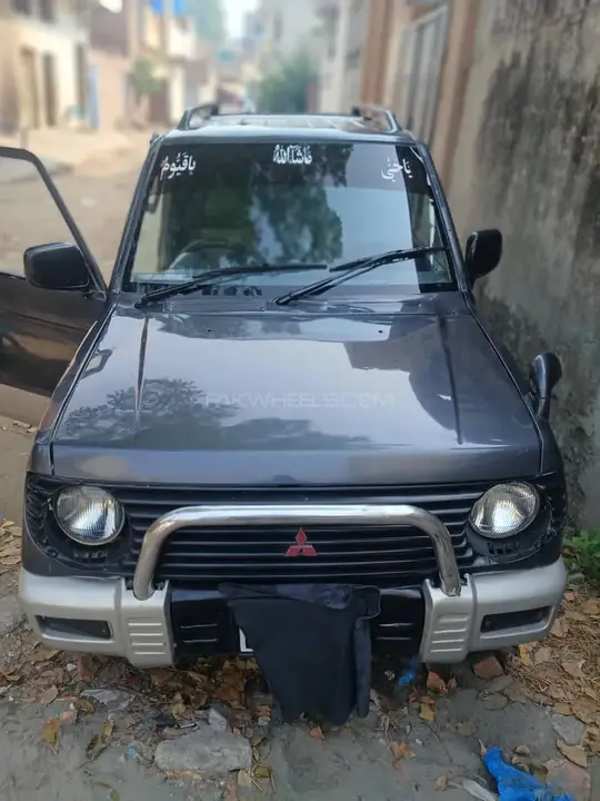 Mitsubishi Pajero Mini