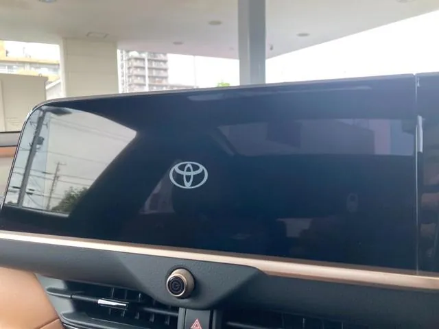 Toyota Crown Sports 2025 photo 3