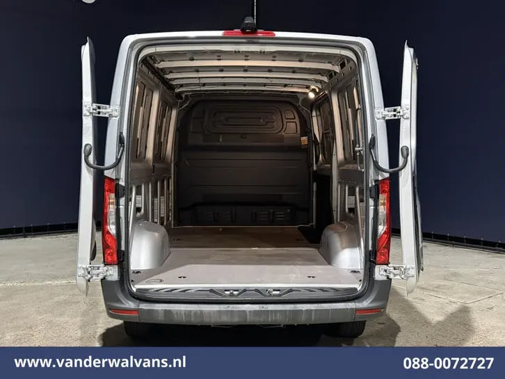 Mercedes-Benz Sprinter 2021 photo 3