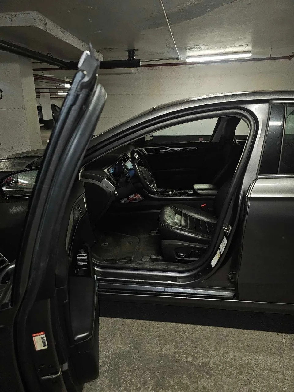 Ford Fusion 2014 photo 2