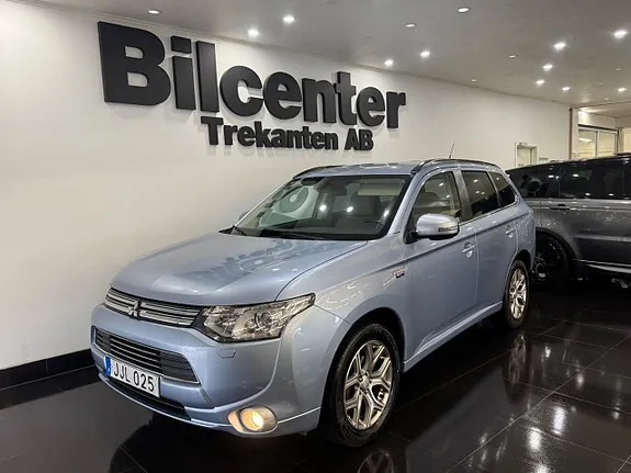 Mitsubishi Outlander 2014 photo 2