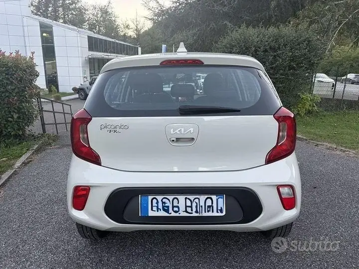 Kia Picanto 2023 photo 5