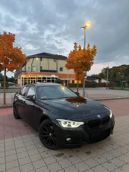 BMW 318I
