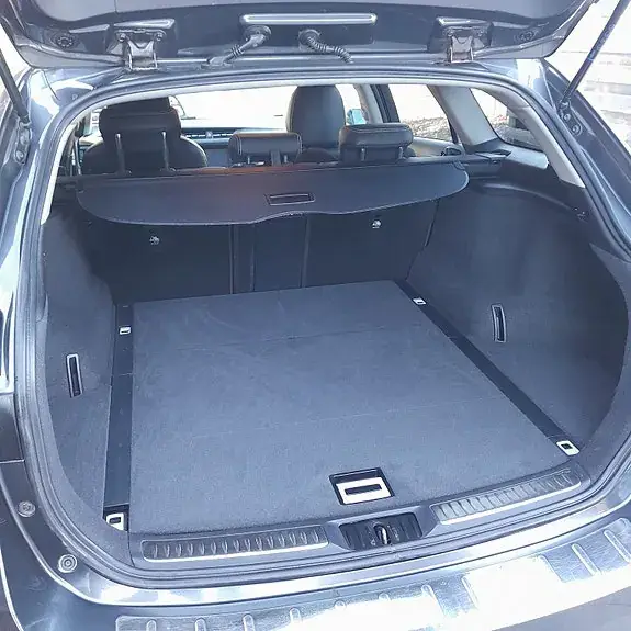 Toyota Avensis 2016 photo 5