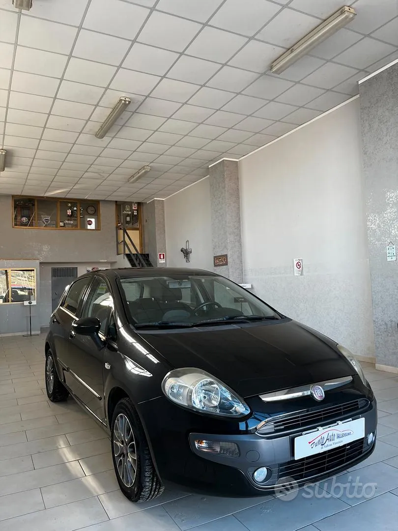 Fiat Punto Evo 2011 photo 3