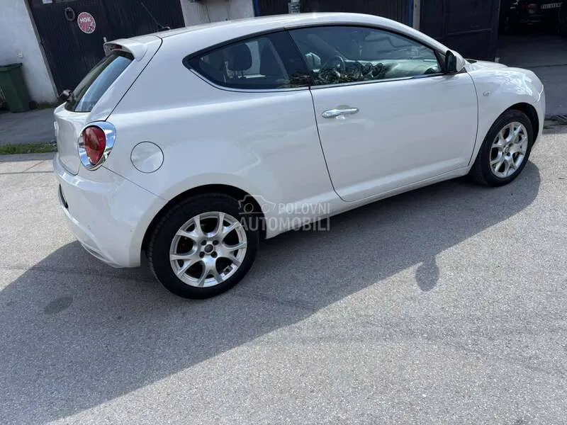 Alfa Romeo Mito 2009 photo 4
