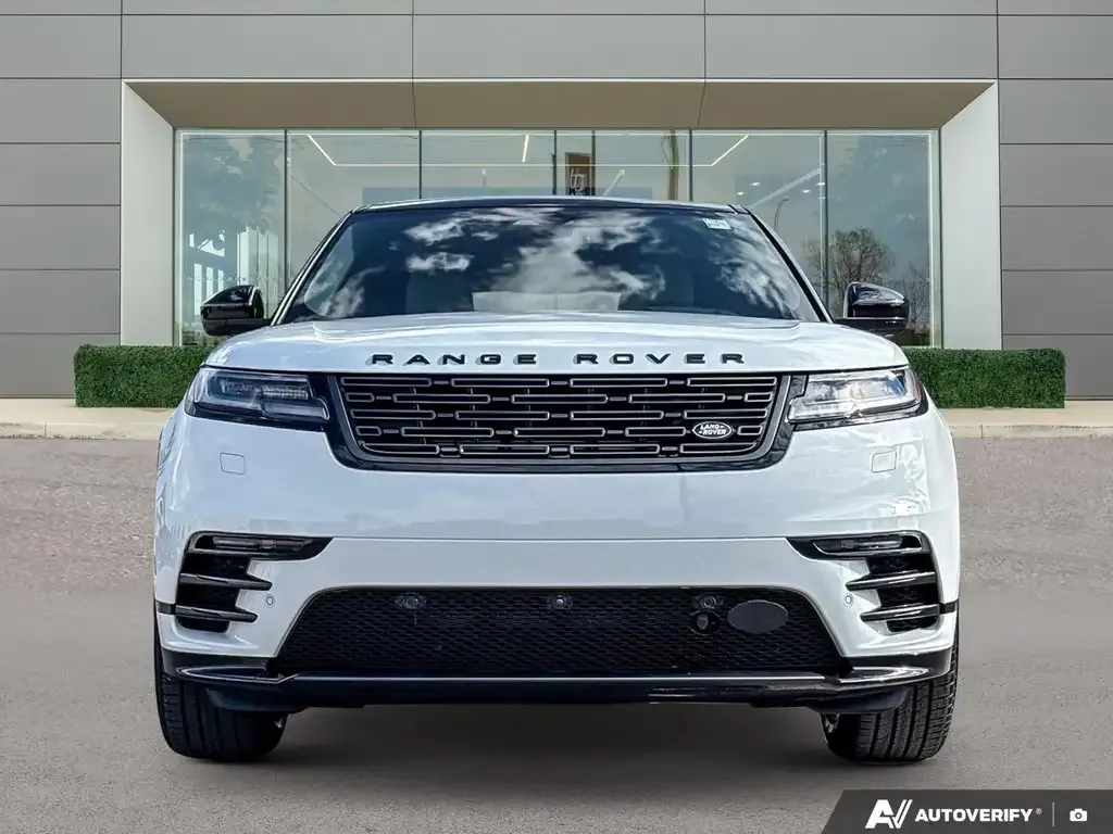 Land Rover Range Rover Velar 2026 photo 3