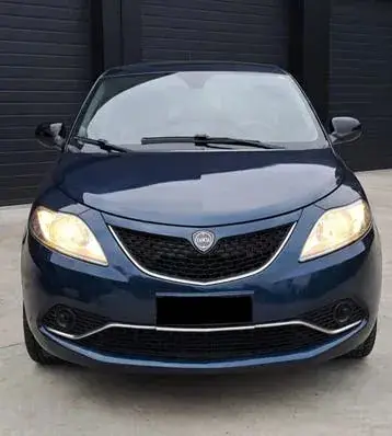 Lancia Ypsilon 2017 photo 2