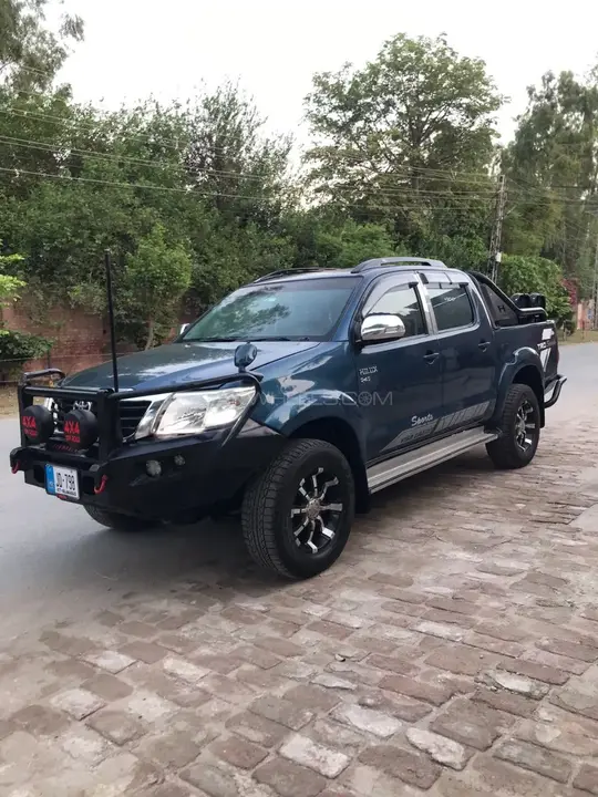 Toyota Hilux