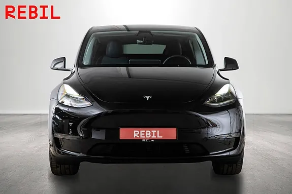 Tesla Model Y 2023 photo 3