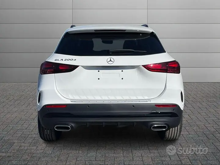 Mercedes-Benz Gla 2026 photo 4