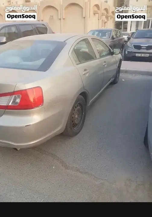 Mitsubishi Galant