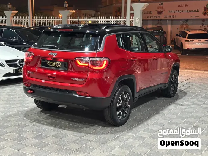 Jeep Grand Cherokee 2019 photo 3