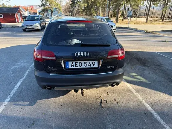 Audi A6 Allroad 2010 photo 4