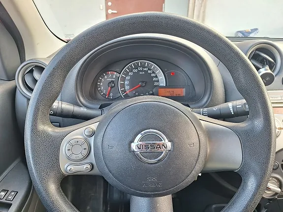 Nissan Micra 2013 photo 5