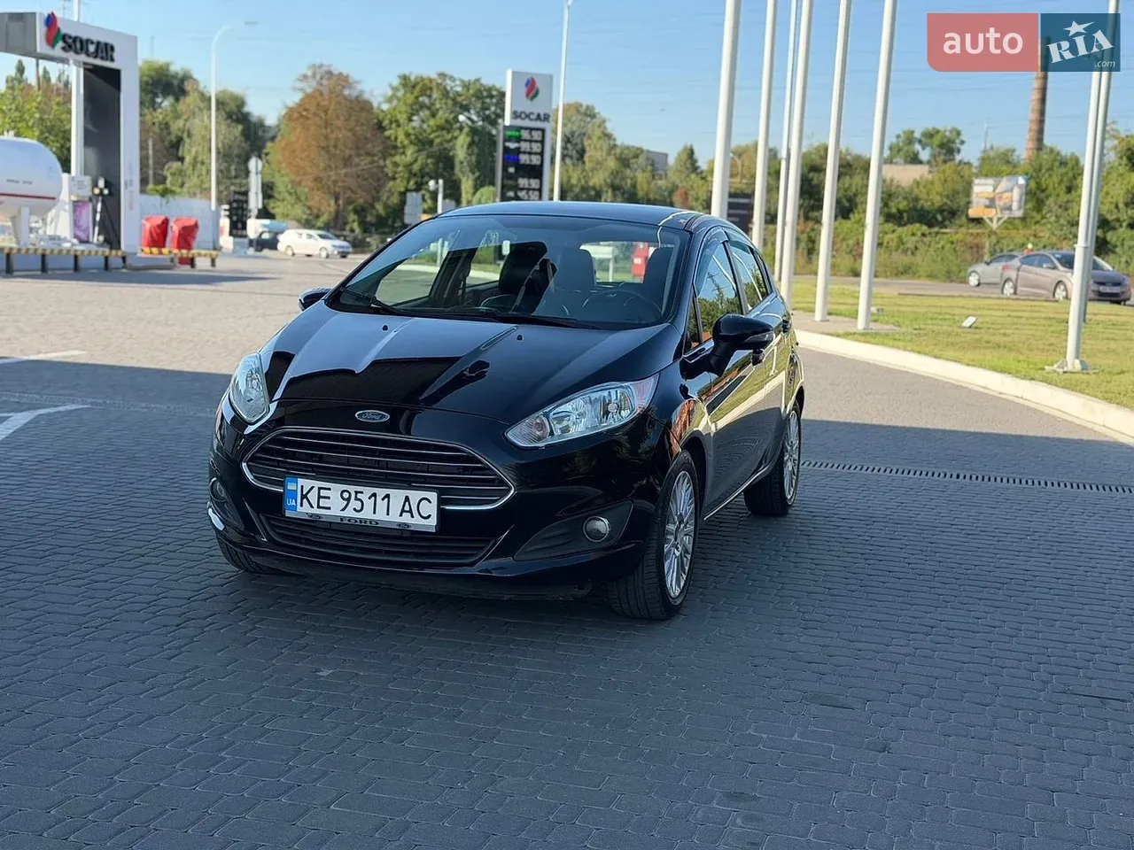 Ford Fiesta 2013 photo 2