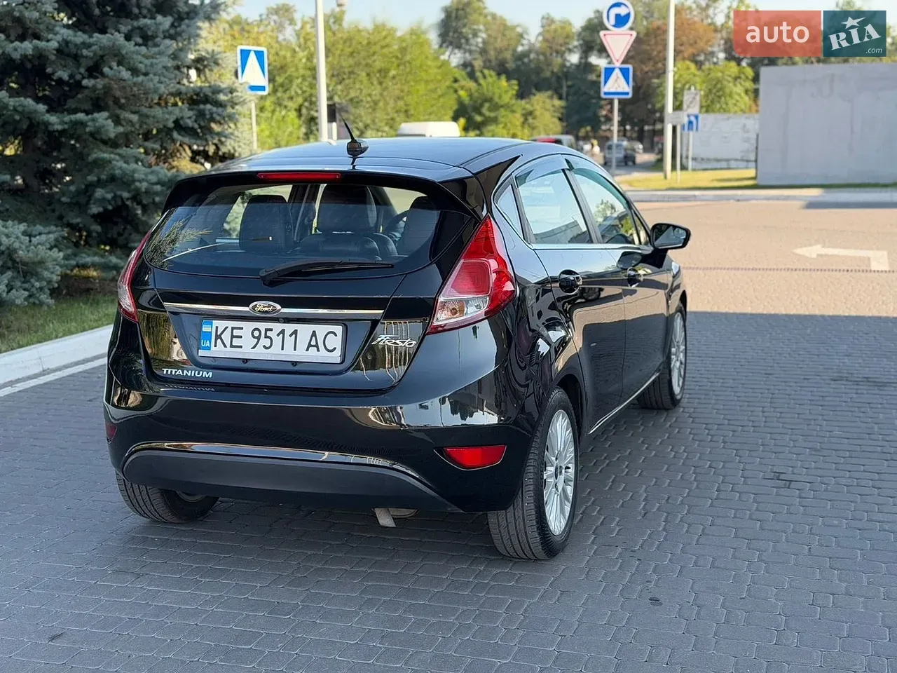 Ford Fiesta 2013 photo 5