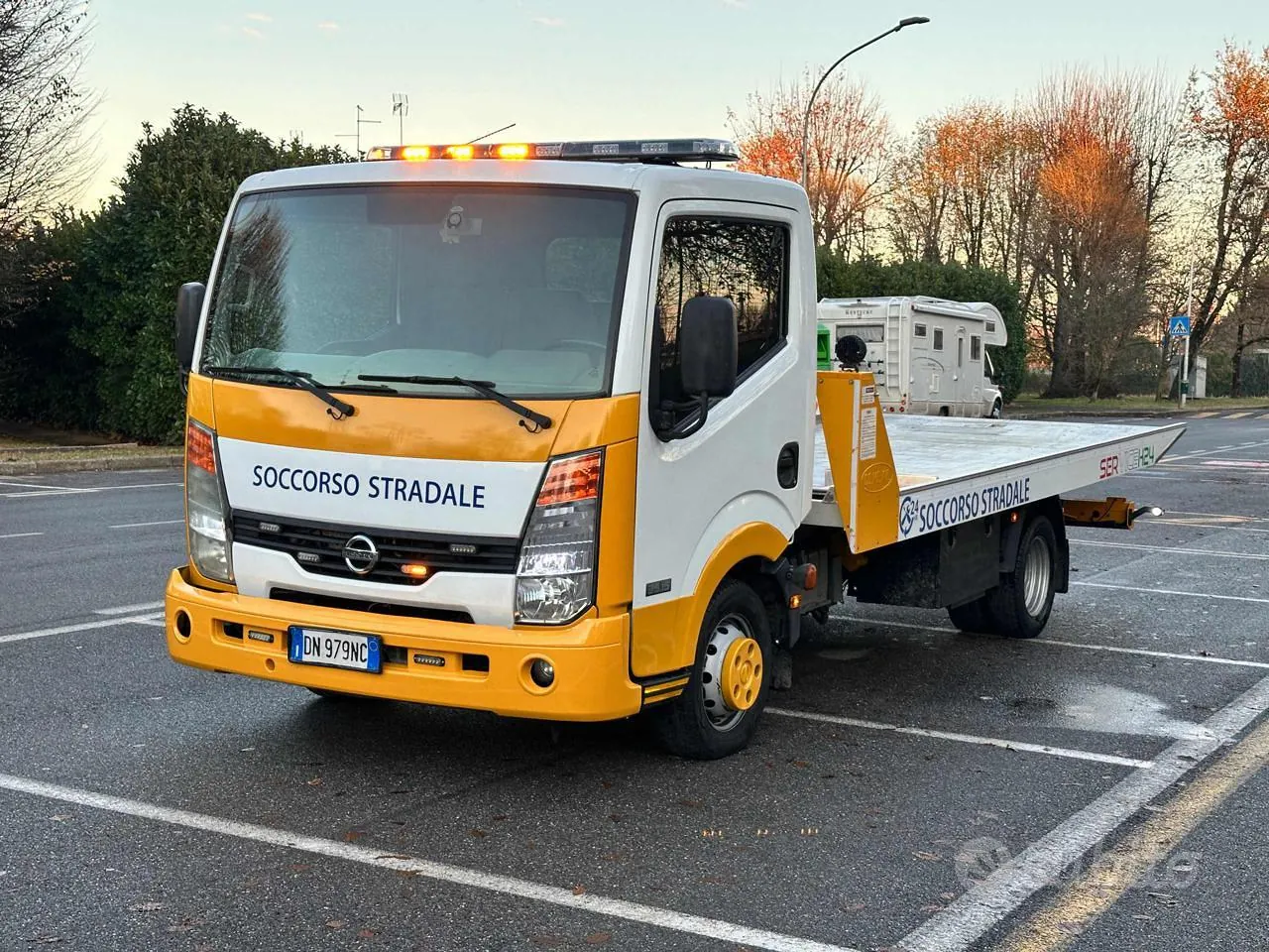 Nissan Cabstar 2008 photo 3