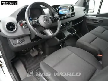 Mercedes-Benz Sprinter 2024 photo 3