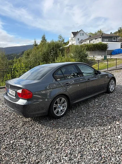BMW 318D 2007 photo 5