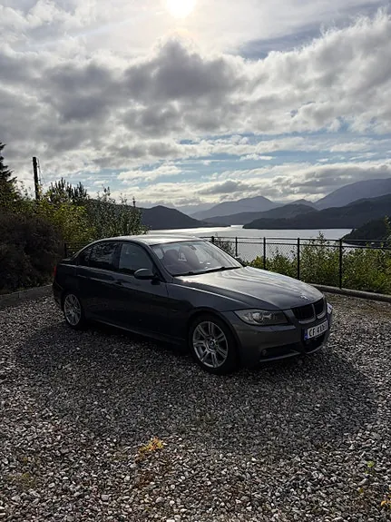 BMW 318D 2007 photo 4