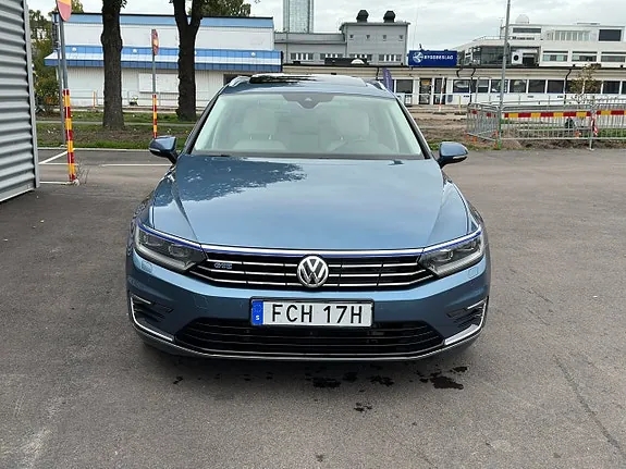 Volkswagen Passat 2018 photo 5