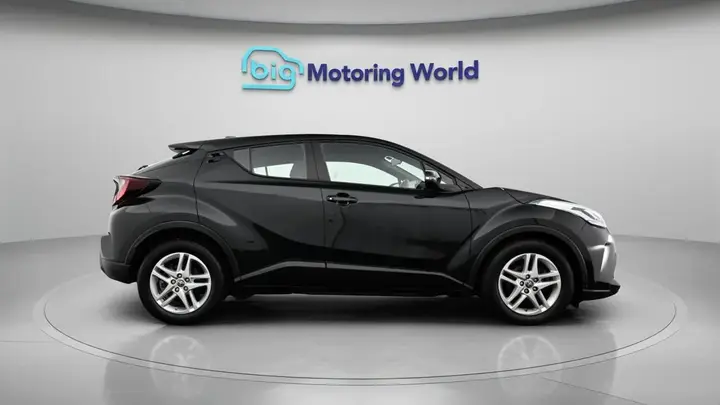 Toyota C-Hr 2022 photo 5