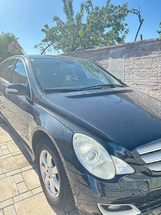 Mercedes-Benz R-Class