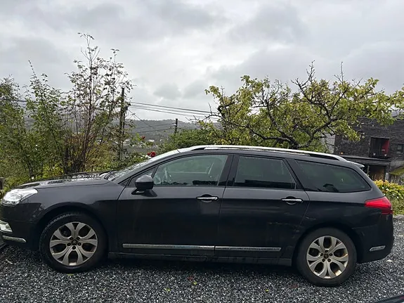 Citroen C5 2012 photo 2