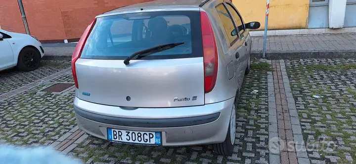 Fiat Punto 2000 photo 2