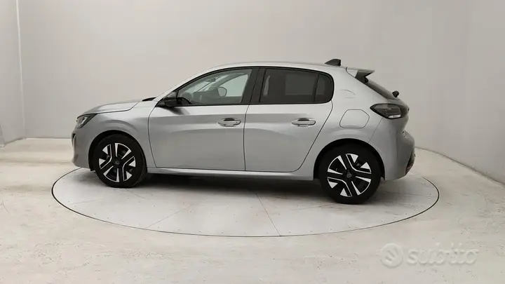 Peugeot 208 2025 photo 4