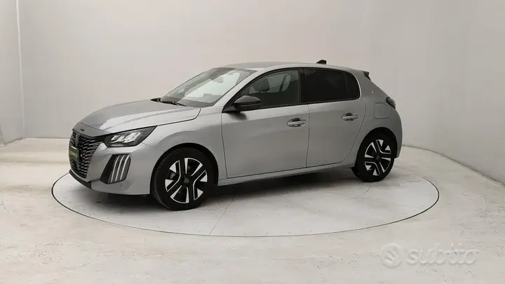 Peugeot 208 2025 photo 2
