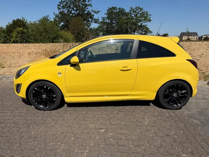 Vauxhall Corsa 2012 photo 5