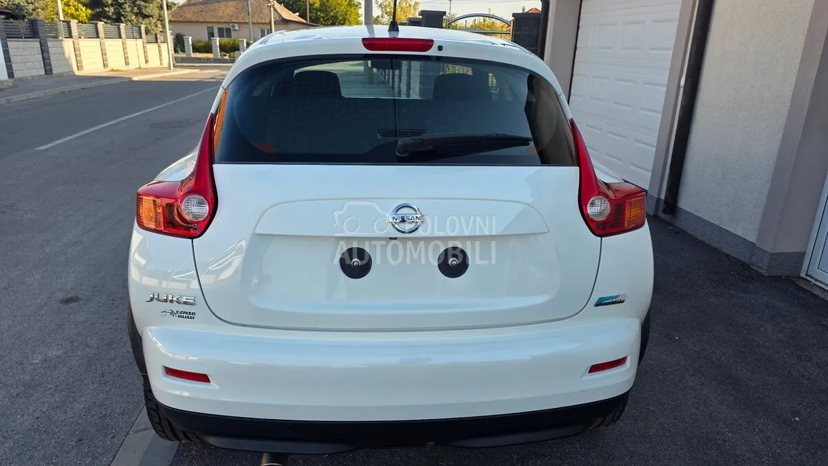 Nissan Juke 2012 photo 5