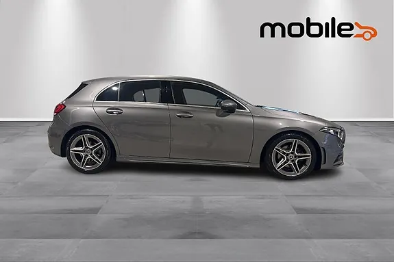 Mercedes-Benz A200 2018 photo 2