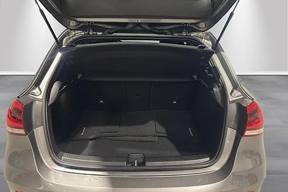 Mercedes-Benz A200 2018 photo 5