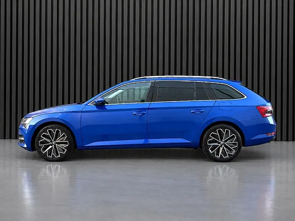 Skoda Superb 2020 photo 2