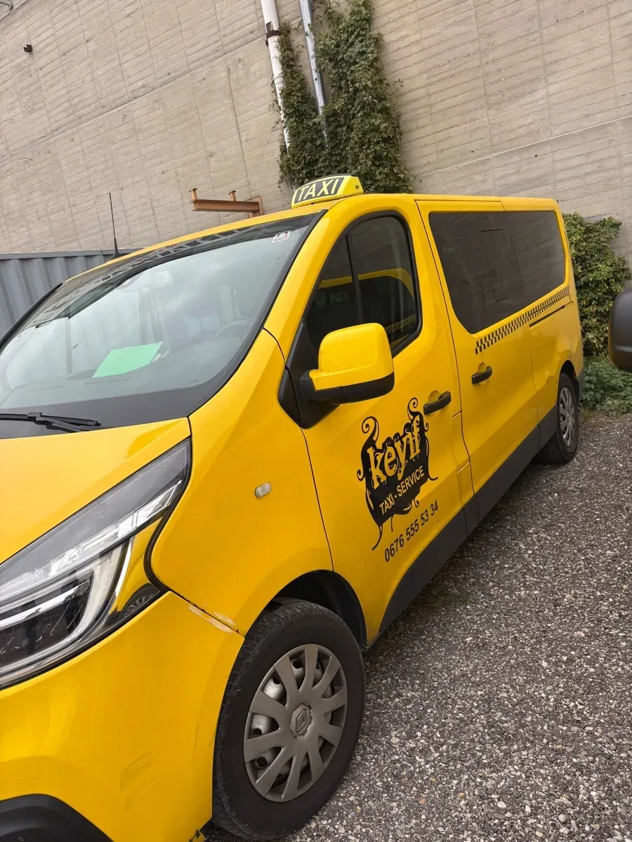 Renault Trafic 2019 photo 2