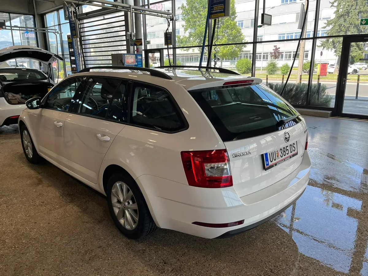 Skoda Octavia 2017 photo 3