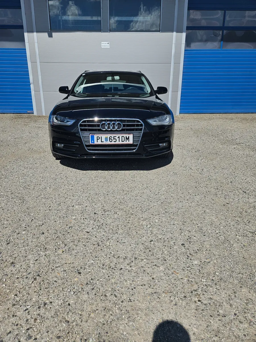 Audi A4 Avant 2013 photo 2