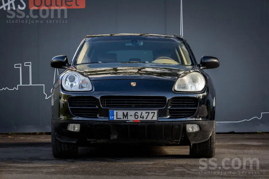 Porsche Cayenne 2004 photo 2
