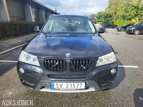 BMW X3 2010 photo 2