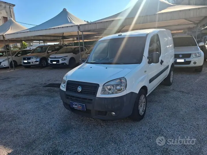 Fiat Doblò 2006 photo 2